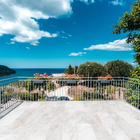 דירה La Mandrolla - Overlooking Trentova Bay *