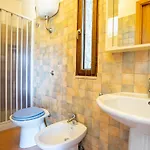 Apartment La Mandrolla - Overlooking Trentova Bay *