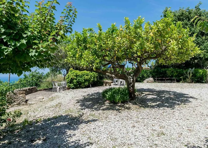 Casa Sciuscetta 公寓 *