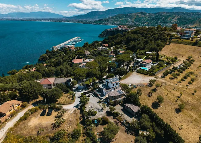 Casa Sciuscetta 阿格罗波利